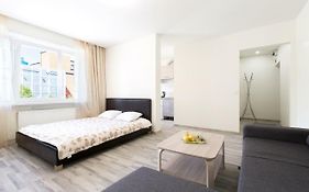 Central 3Br & 4Br Stays
